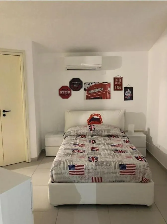 Vila Trinacria House Scogliera Aci Castello 0*,